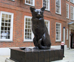 Dr Johnson's 'Hodge' by Jon Bickley