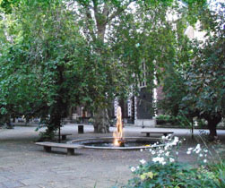 Fountain Court